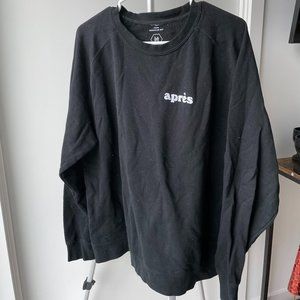 Apres Ski Black Crew Neck
